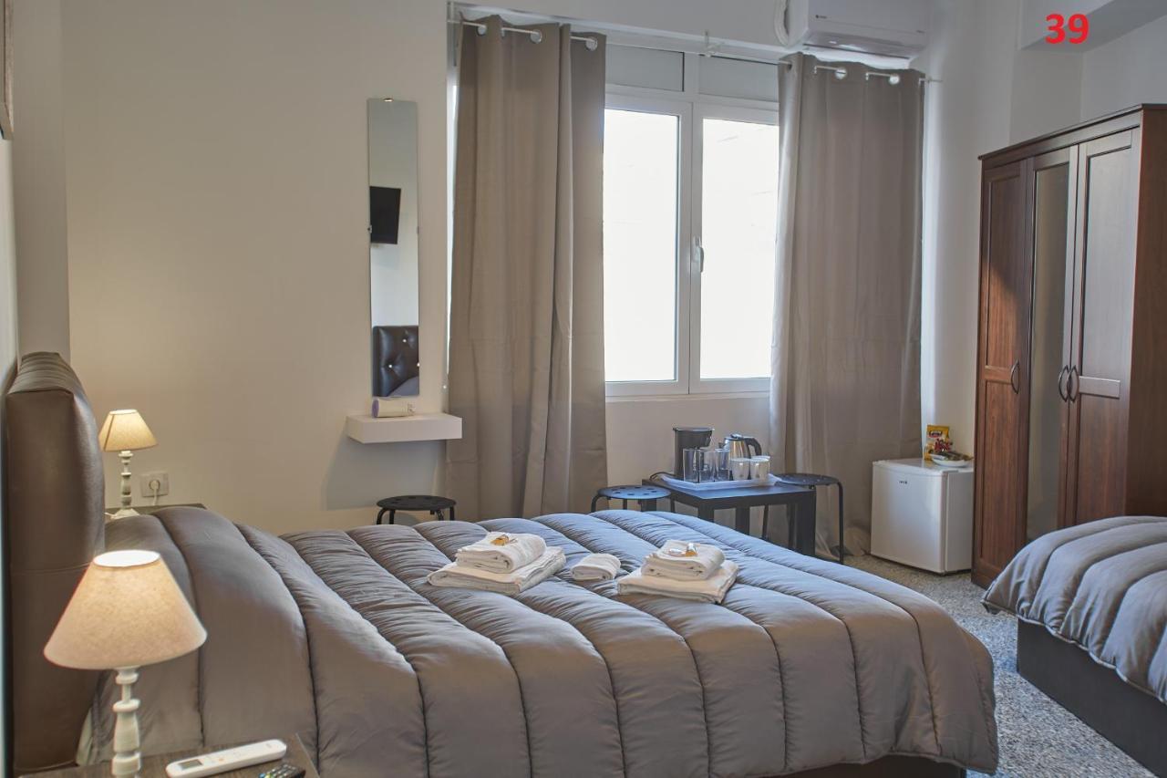 Athens Commercial Kültér fotó