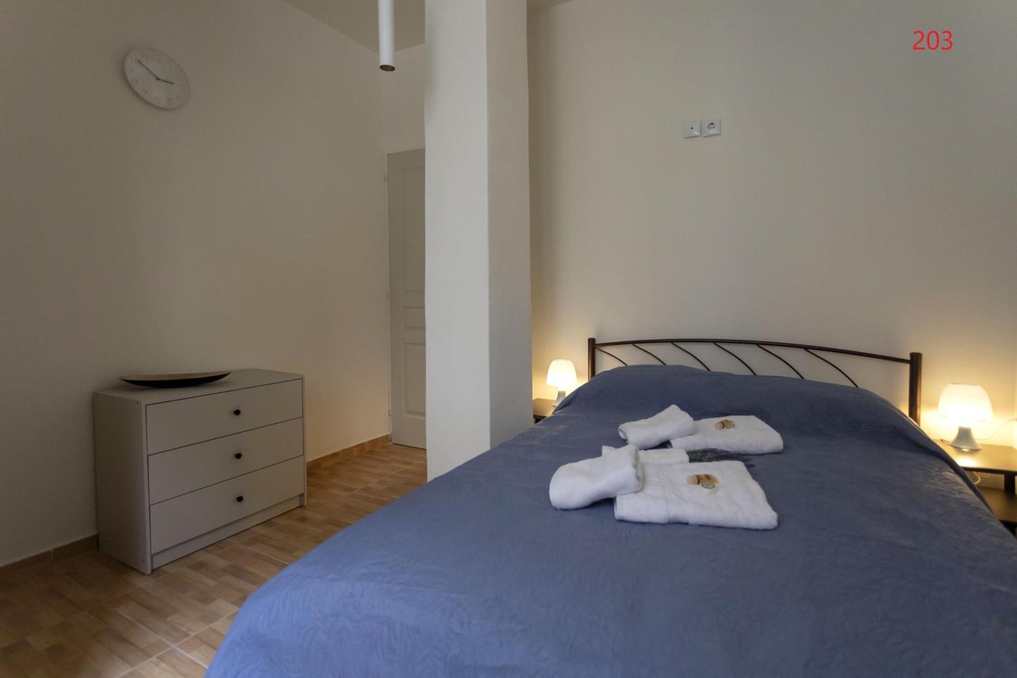 Athens Commercial Kültér fotó