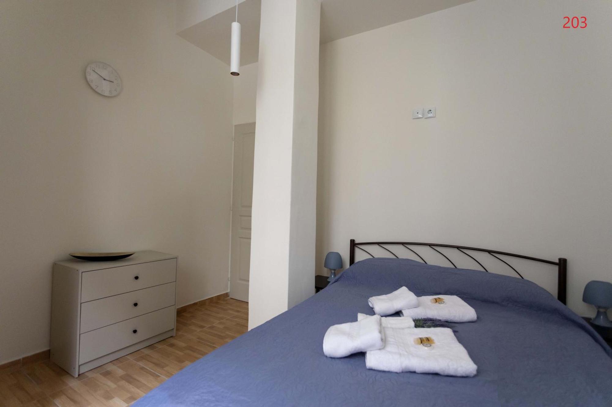 Athens Commercial Kültér fotó